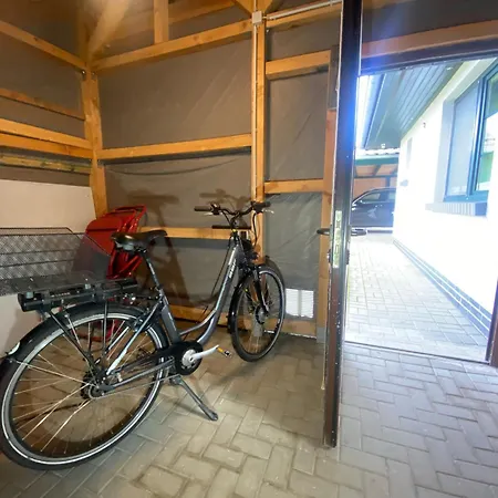 Schulstr 19 Zwergenhaus *